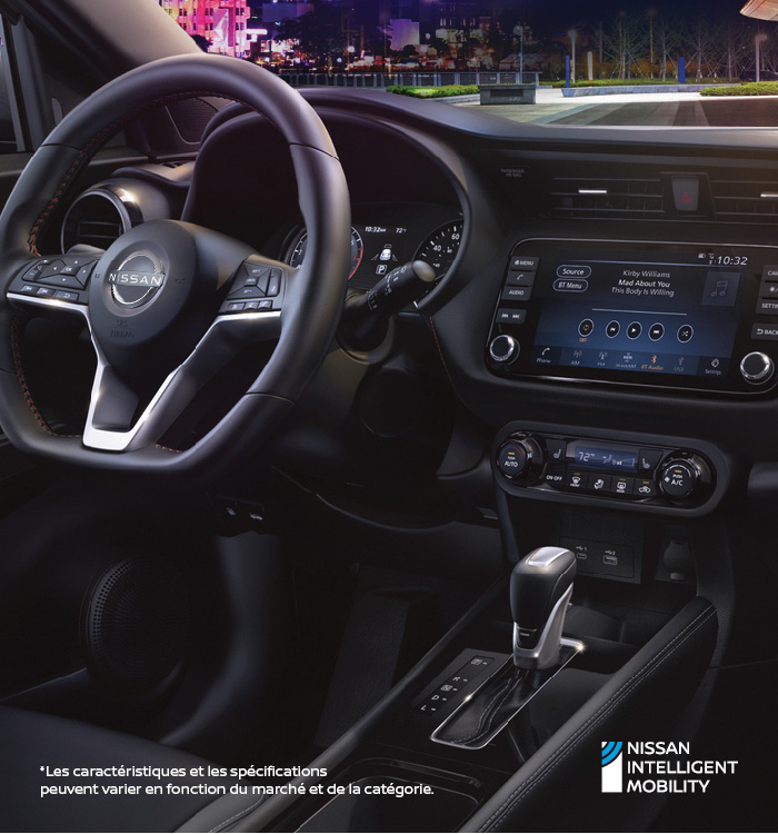 Nissan Kicks interior Dash view