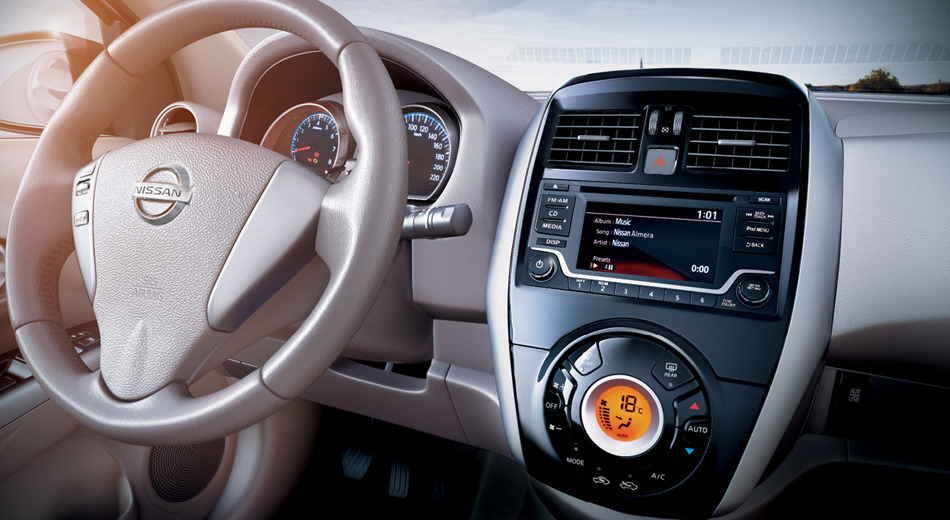 Dashview of the Nissan Almera