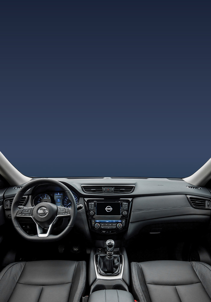 Interior Dash view of Nissan X-TRail